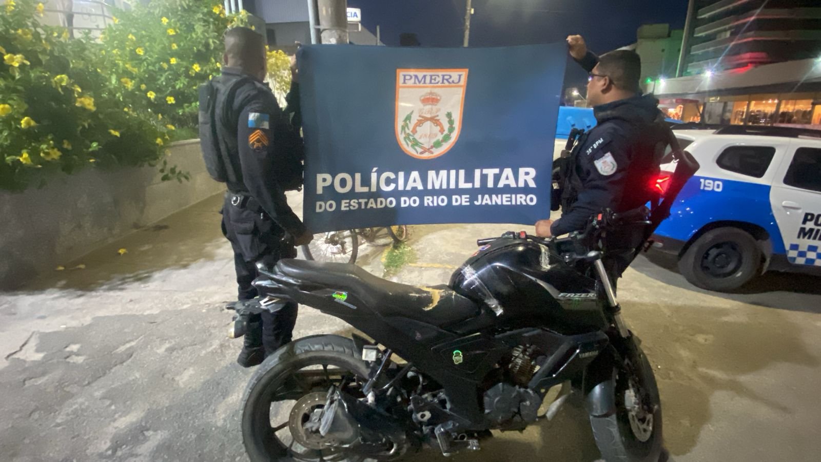 Moto roubada em São Gonçalo é recuperada em Itaboraí pelos policiais do 35º BPM; vídeo