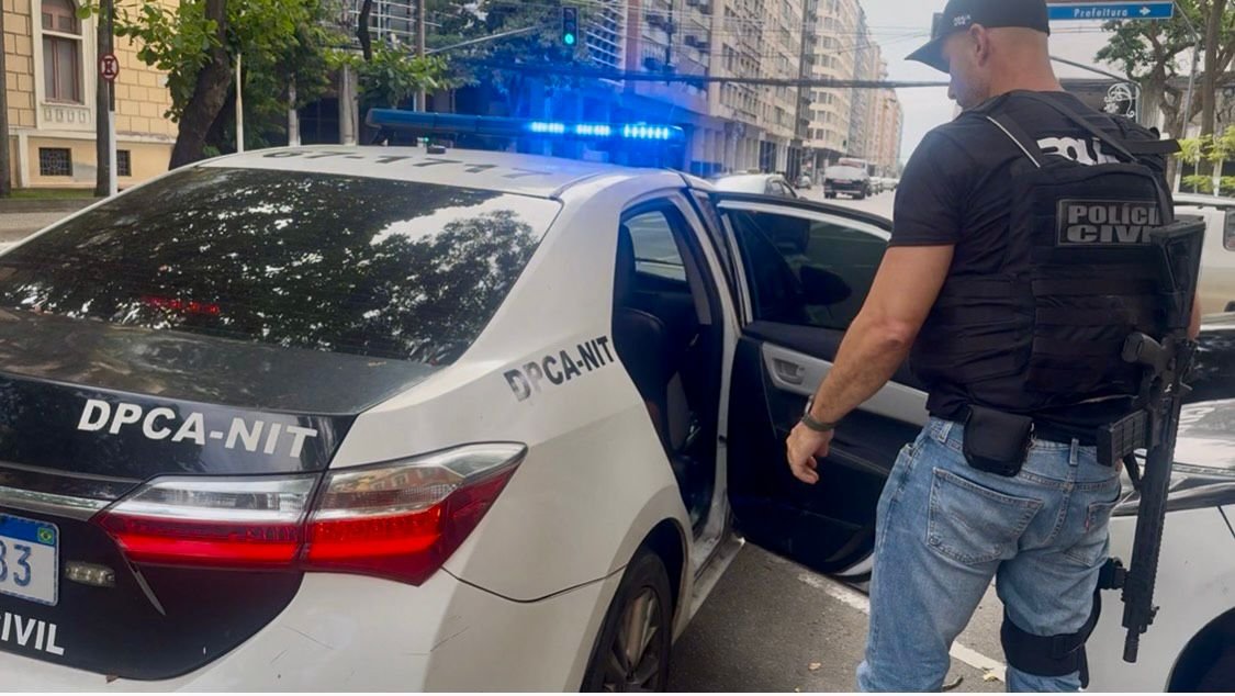 Jovem envolvido com tráfico é capturado pela Polícia Civil em Niterói
