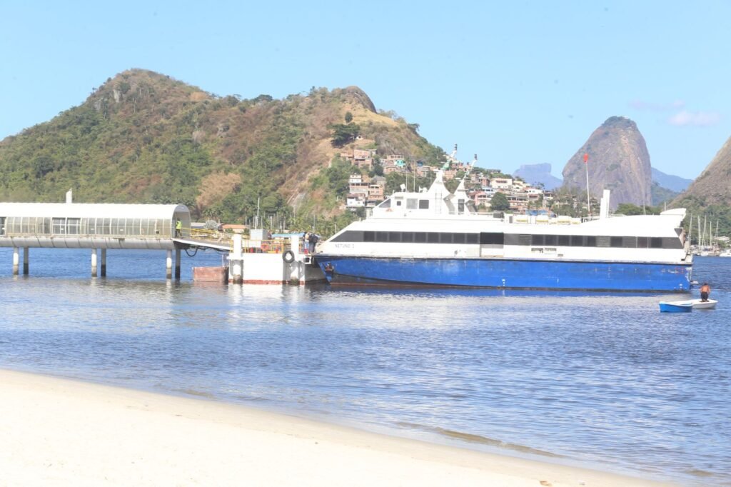 Transporte público terá operação integrada no Carnaval 2026, anuncia Governo do Estado