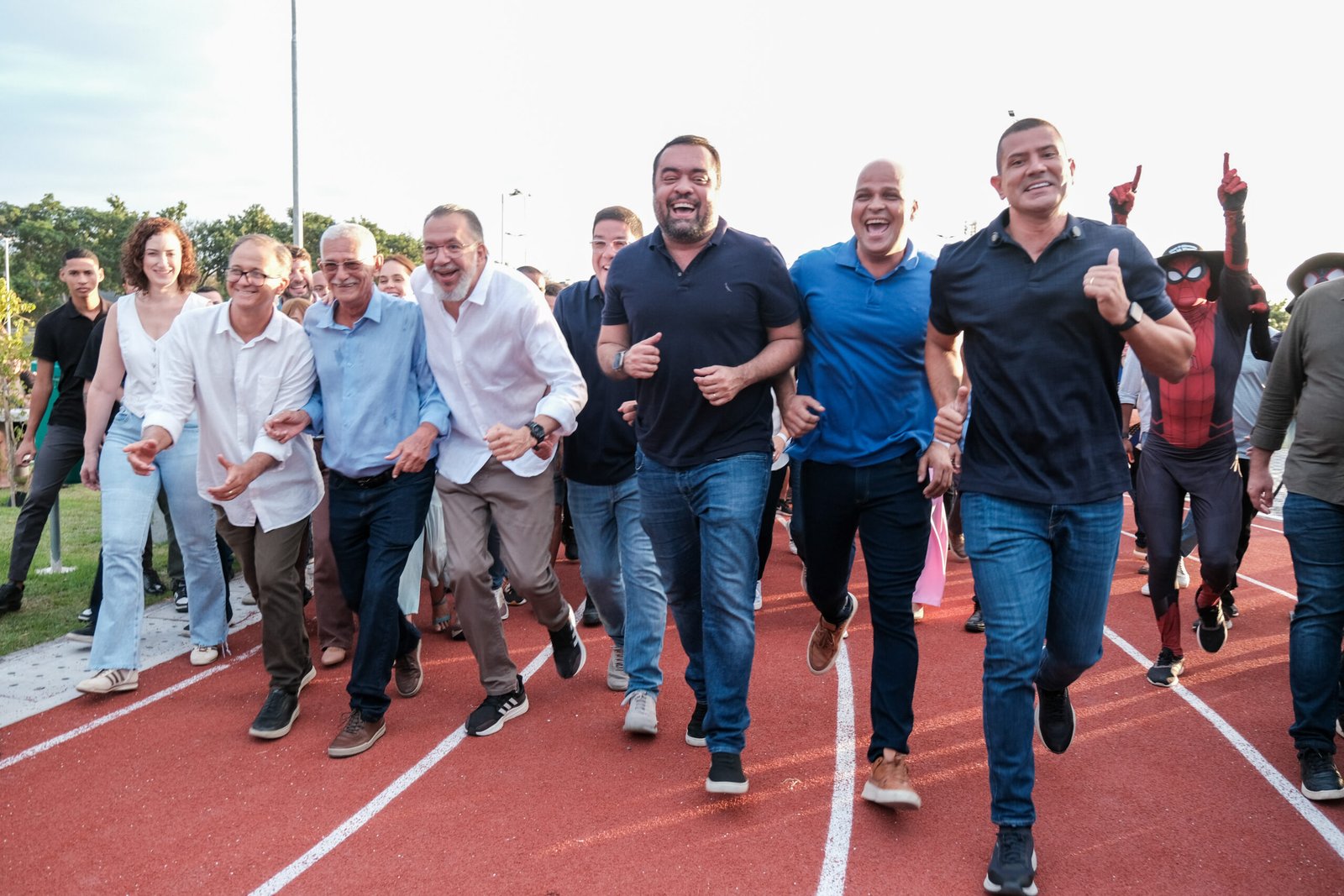 Governador Cláudio Castro inaugura em São Gonçalo o maior complexo de lazer da região