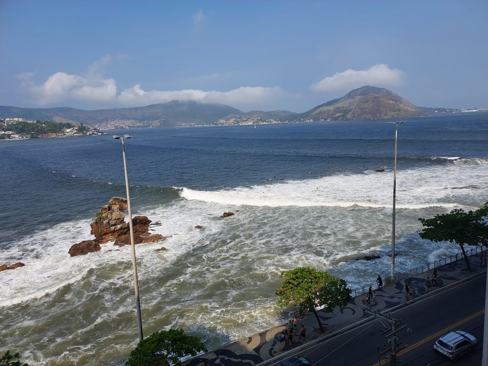 Governo do Estado e WSL celebram 15 anos do Circuito Mundial de Surfe no Rio