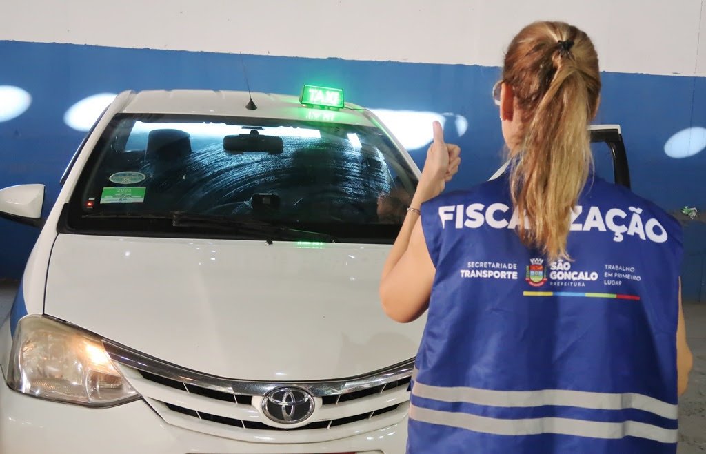 Taxistas: Prefeitura define datas para renovação de licenças