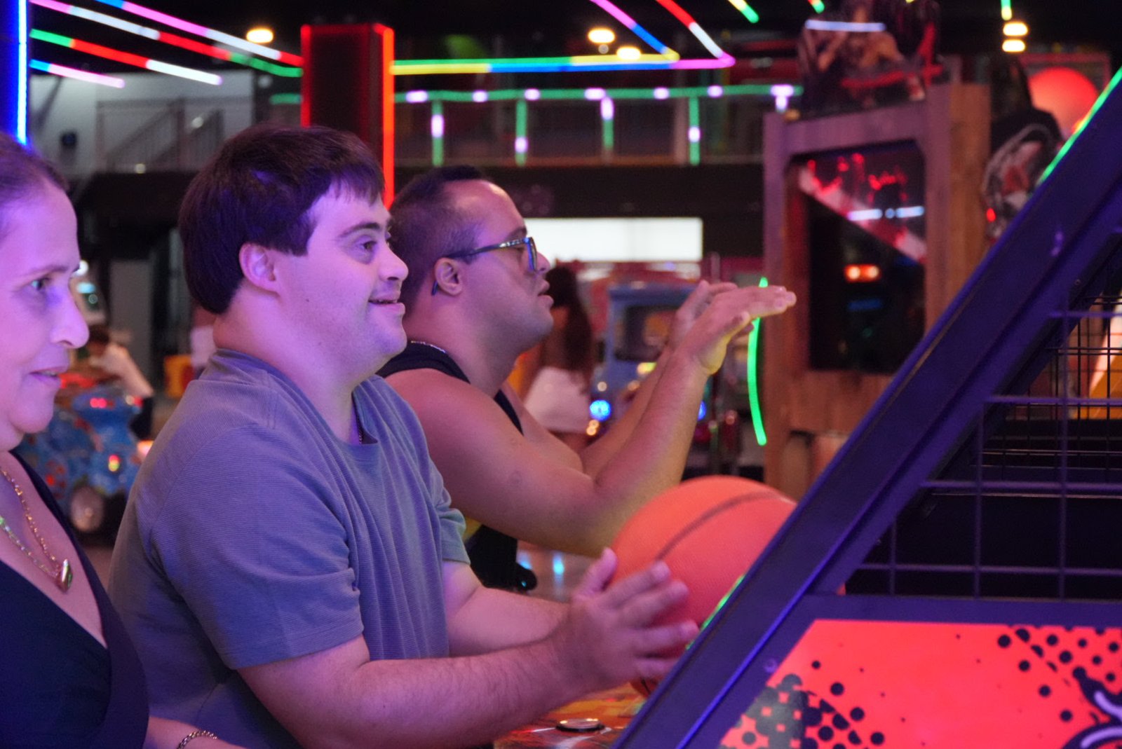 Subsecretaria Municipal da Pessoa com Deficiência promove manhã inclusiva no Playtoy Park 