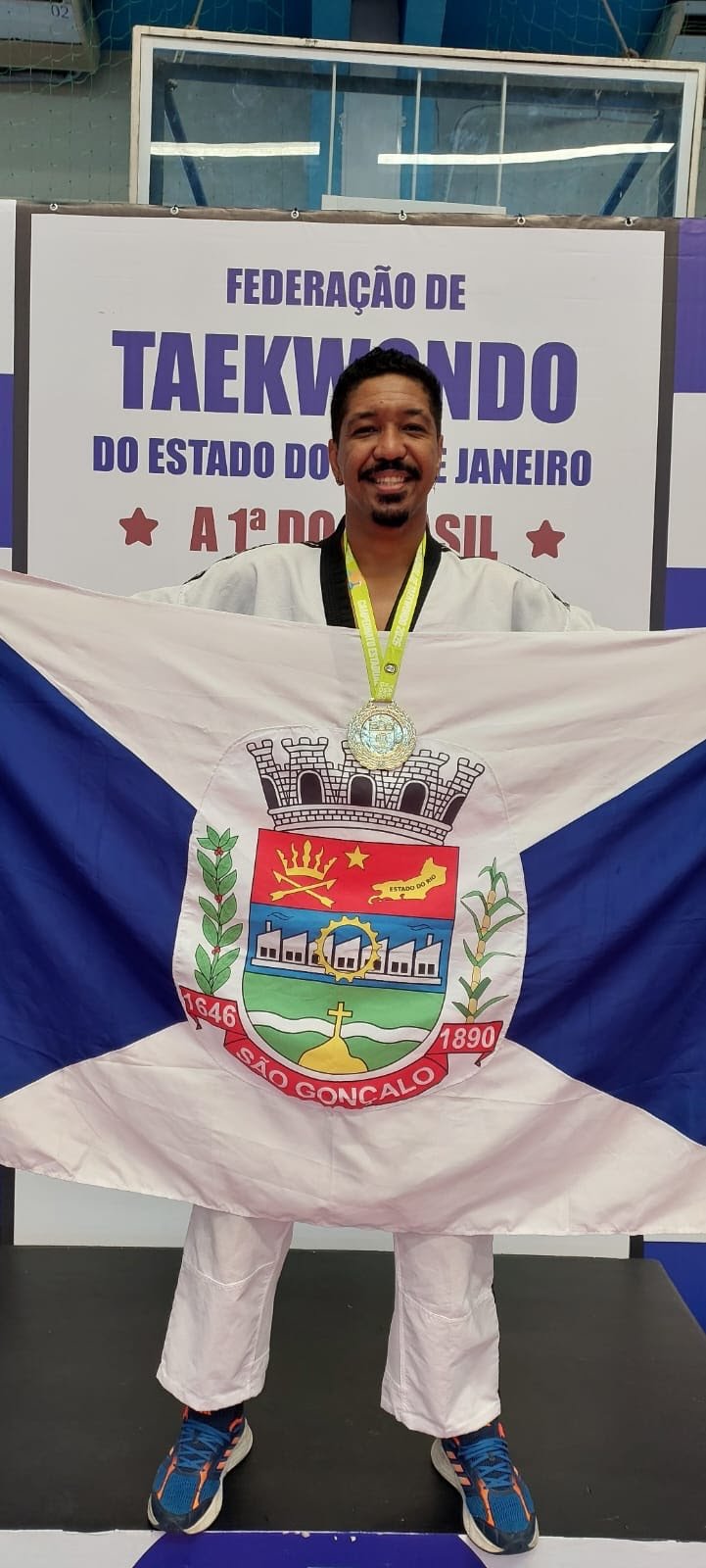 Ouro para São Gonçalo: Atleta brilha e vence o Campeonato Estadual de Taekwondo