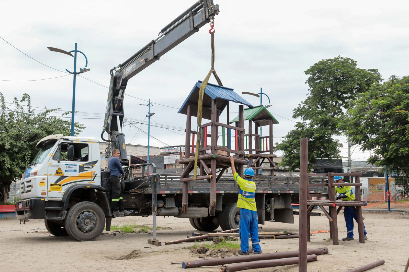 Revitalização da Praça da Trindade já está em andamento