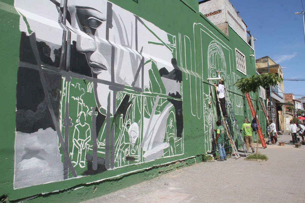 Novo mural do Cidade Ilustrada destaca a construção do Cristo Redentor em São Gonçalo