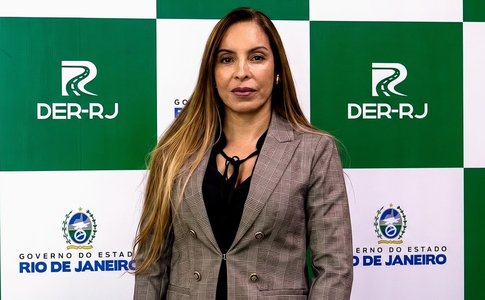 Coronel PM Gabryela Dantas assume presidência do DER-RJ