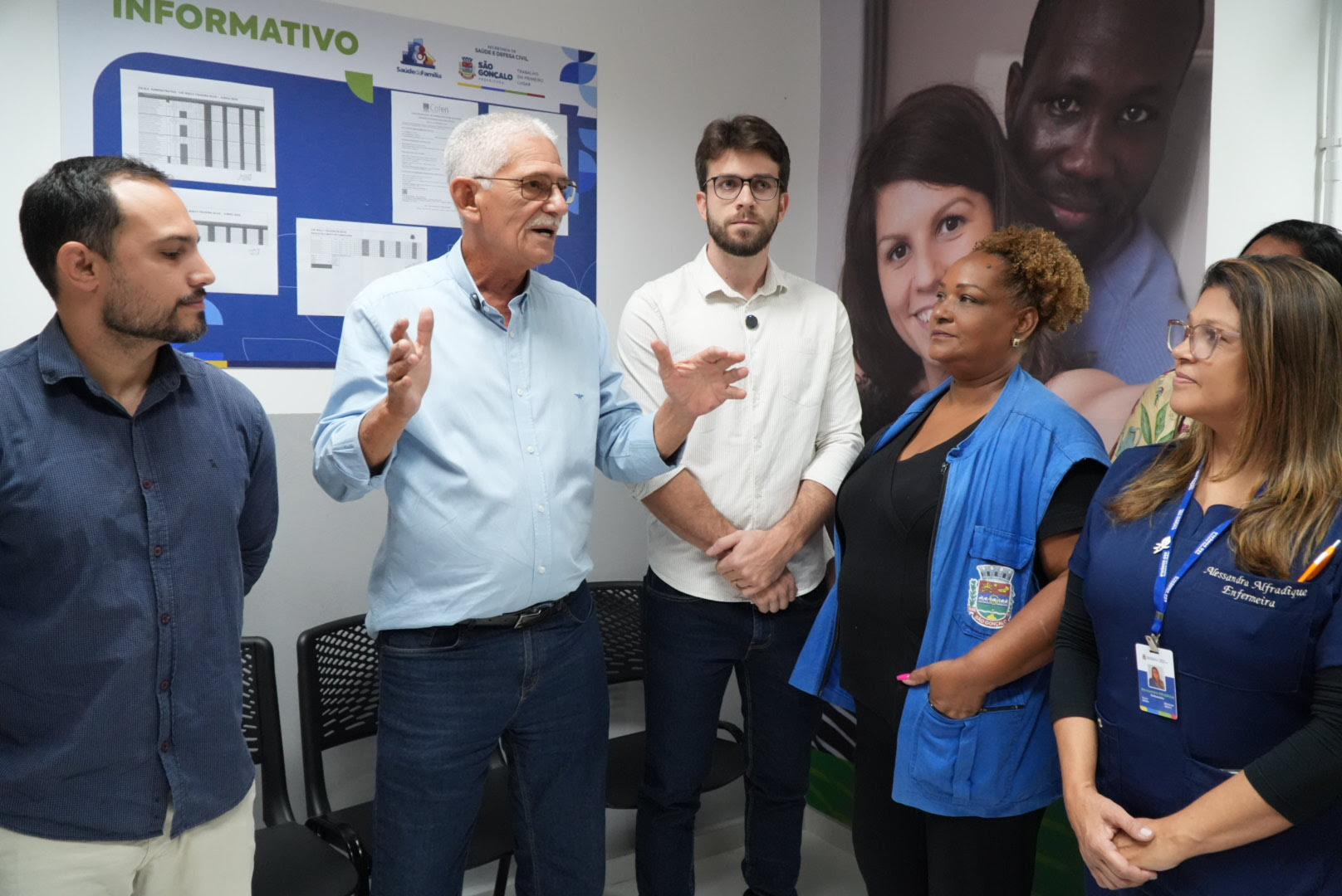 Prefeito de São Gonçalo Capitão Nelson visita mais uma unidade de saúde que passou por revitalização no Rocha