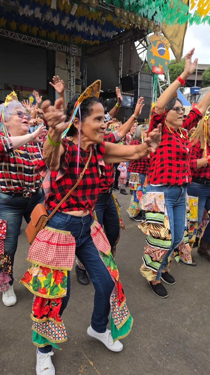 Quadrilha feminina de São Gonçalo leva tradição à Feira de São Cristóvão