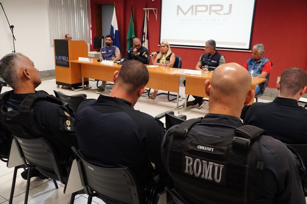 MPRJ promove capacitação para agentes do Grupamento Armado ROMU de São Gonçalo
