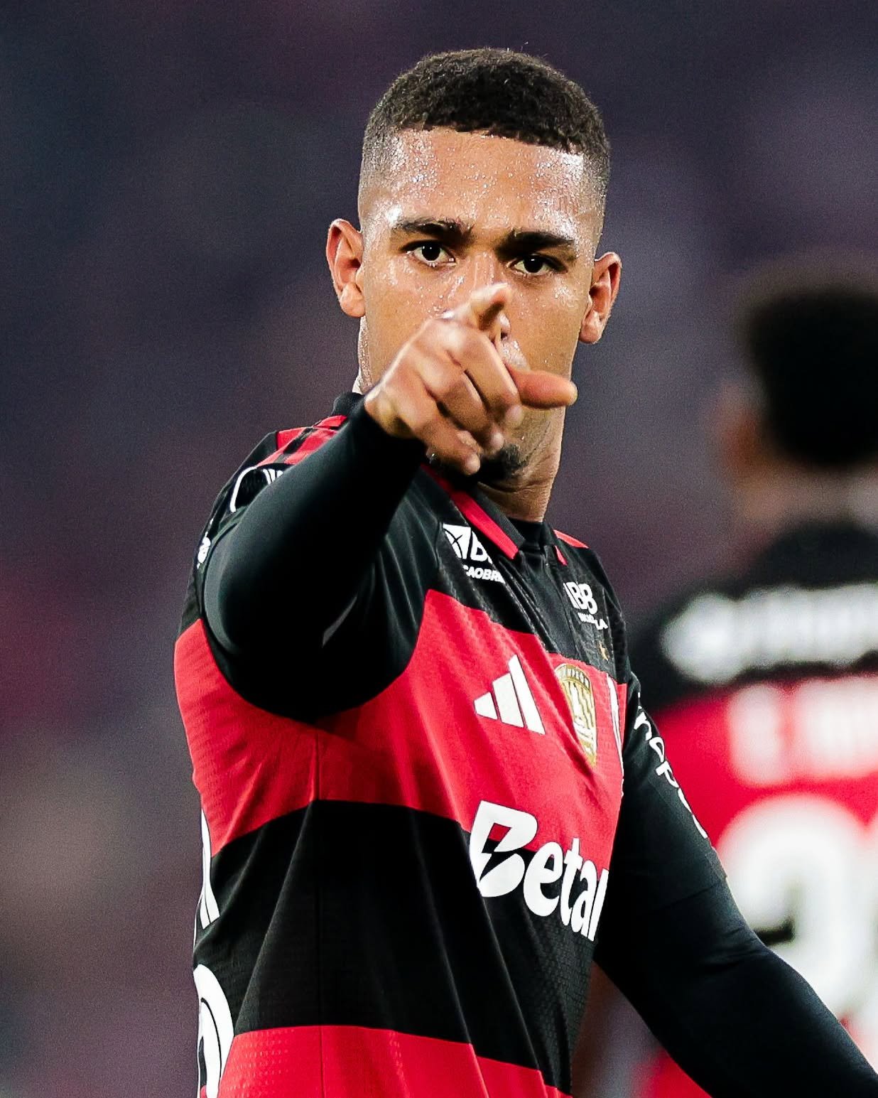 Flamengo vence Cruzeiro com golaços de Arrascaeta e Samuel Lino e avança às quartas da Libertadores