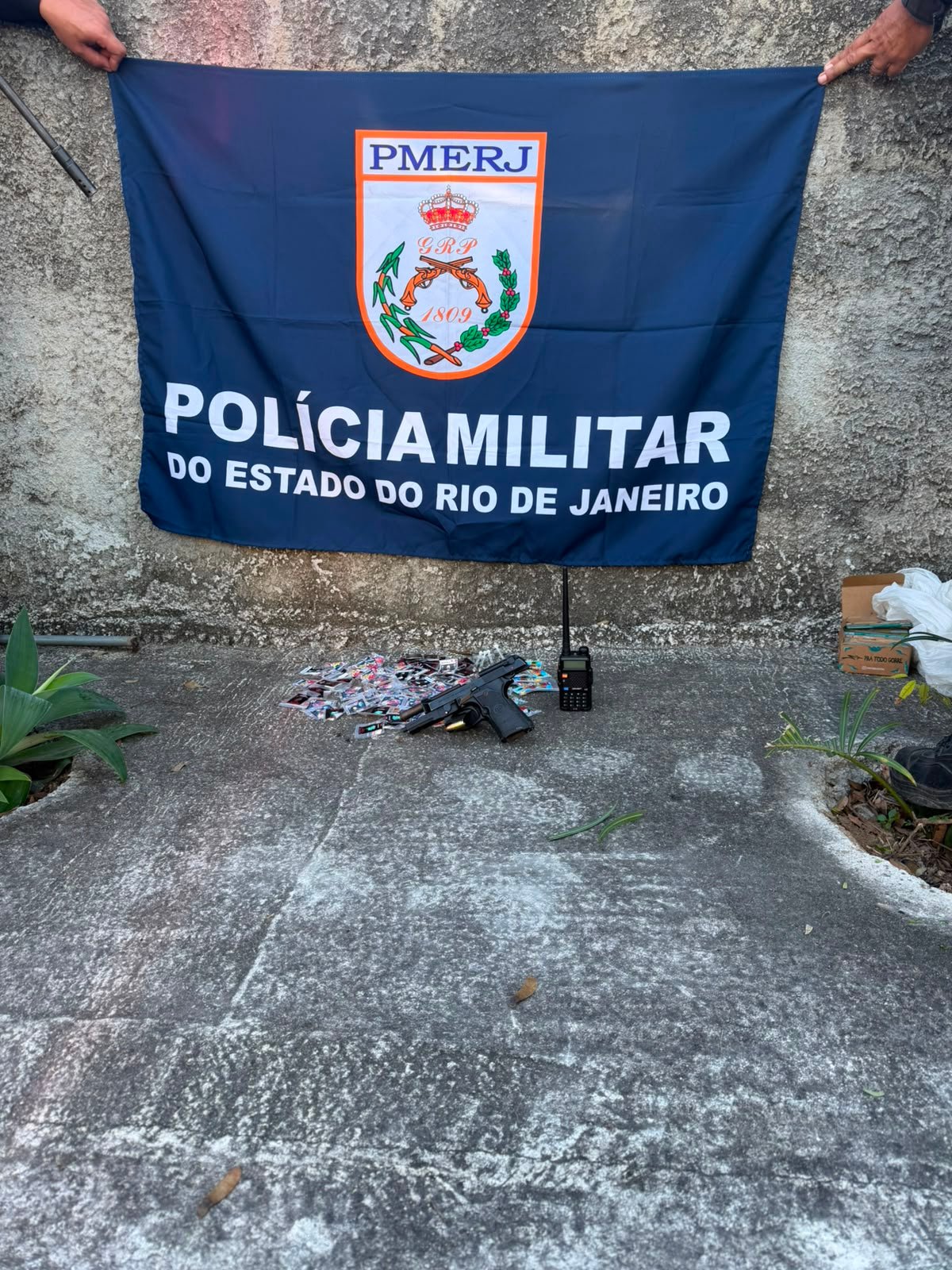 7º BPM realiza operação contra o tráfico e prende dois suspeitos em São Gonçalo