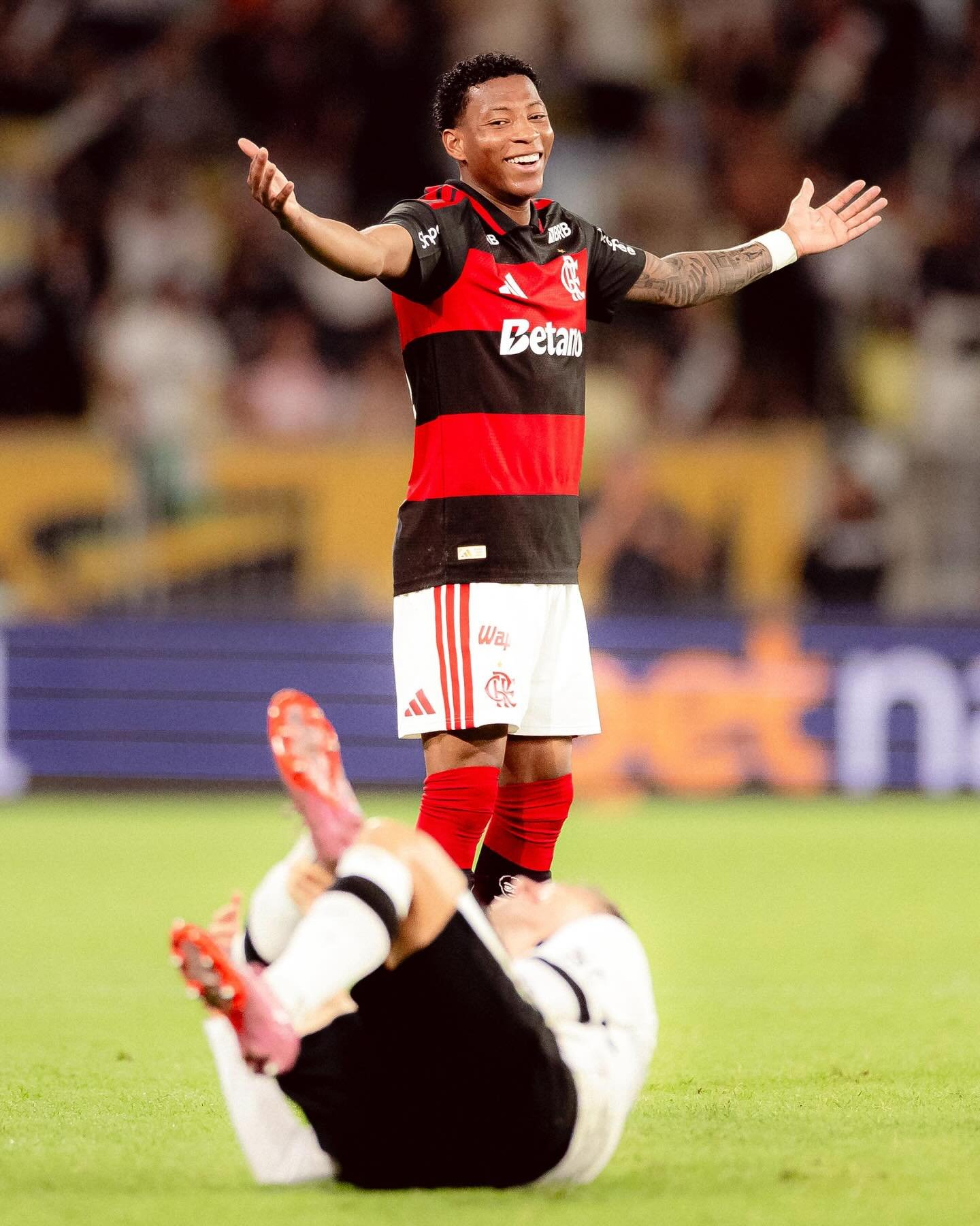 Gonzalo Plata fica perto de deixar o Flamengo rumo à Rússia