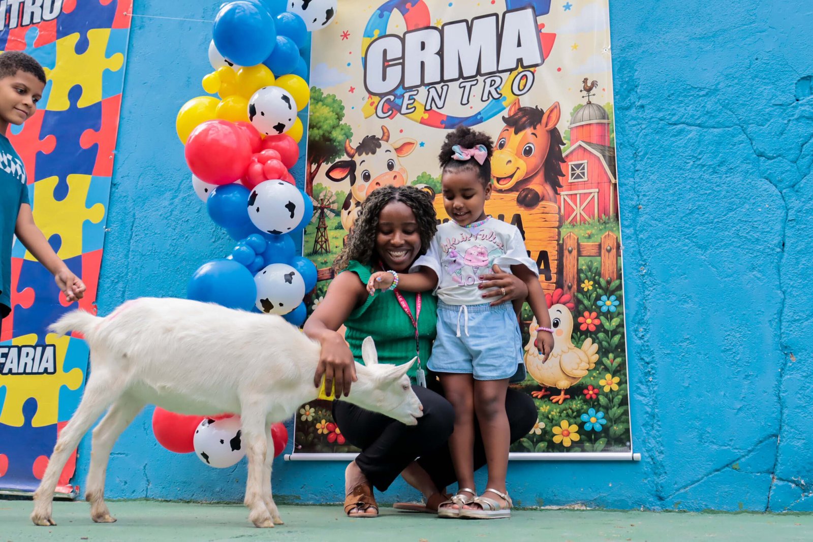 Terapia assistida por animais é destaque em ação do Centro de Referência do Autista