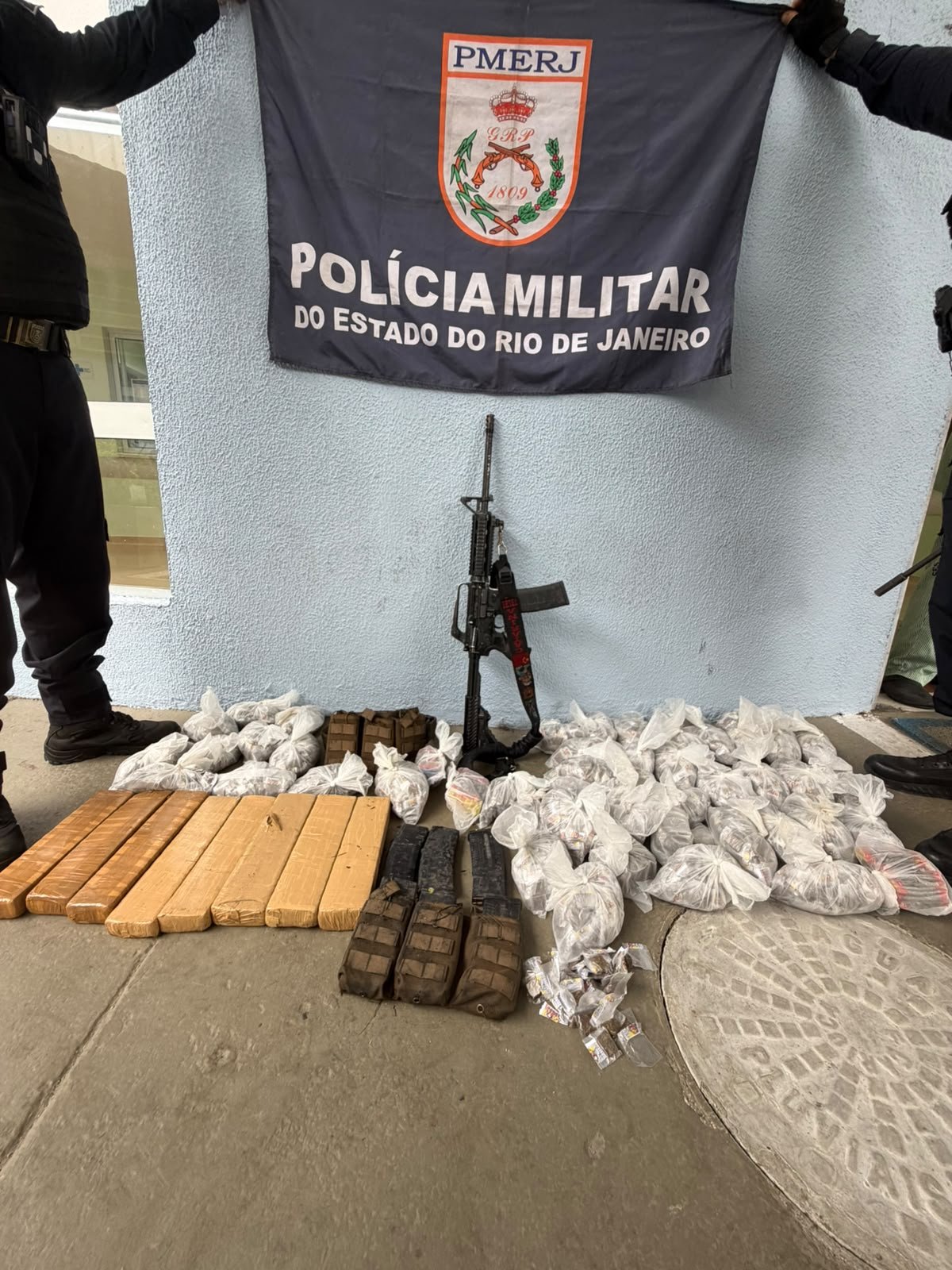 Operação do 7º BPM termina com dois mortos e fuzil apreendido em Jardim Catarina