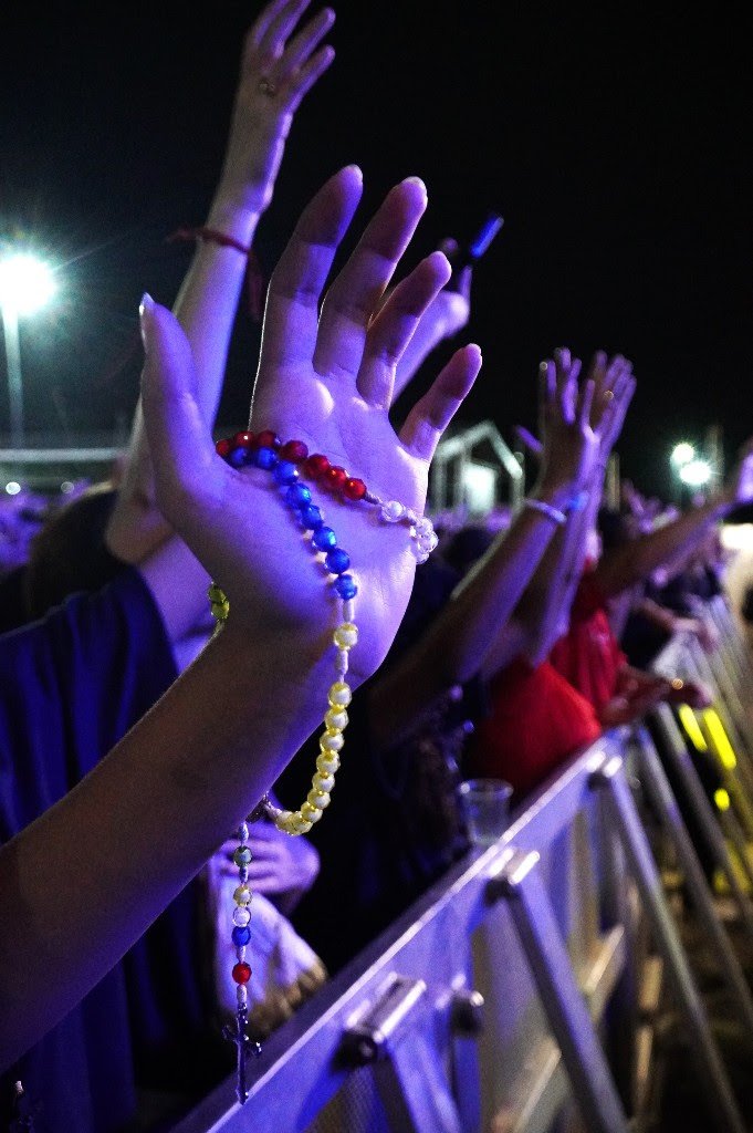 São Gonçalo Fest 2026 começa com noite de oração e música na Arena São Gonçalo