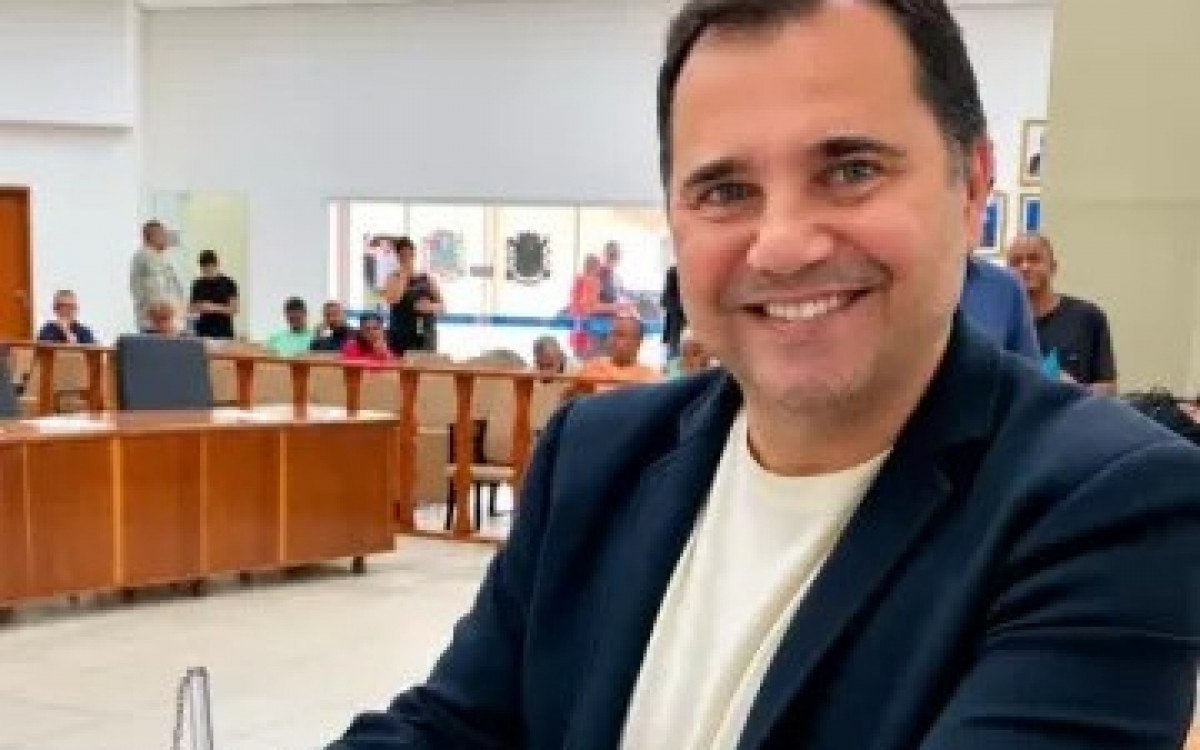 Secretário de Queimados morre baleado durante abordagem policial na Avenida Brasil