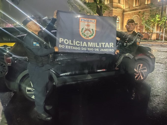 Veículo roubado com placa adulterada é recuperado e criminoso é preso em Niterói