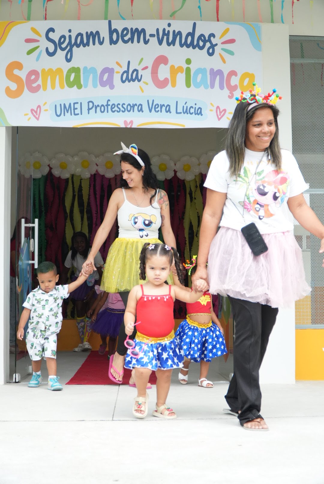 Escola da rede municipal no Jardim Miriambi promove a Semana da Criança