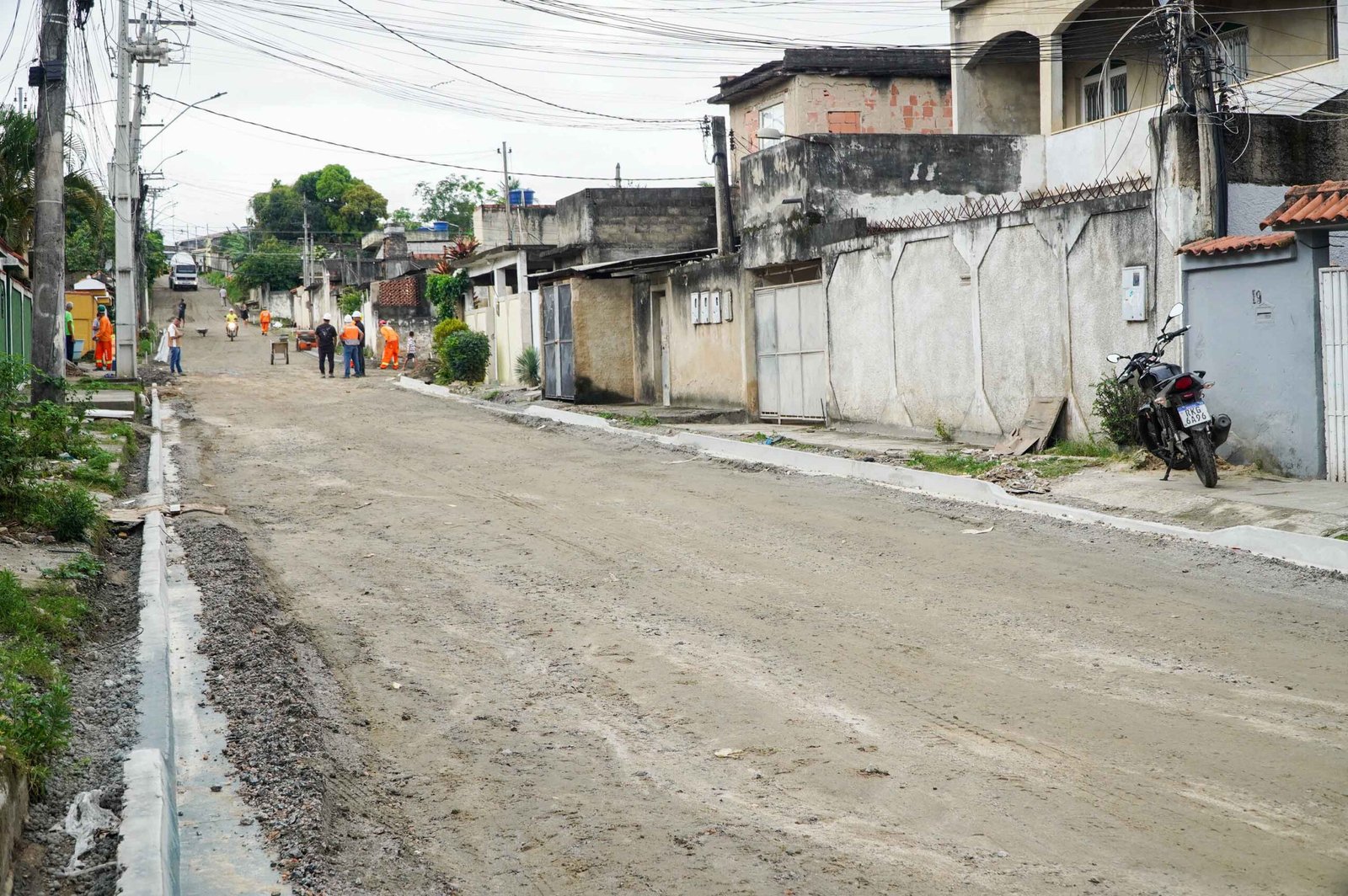 Obras de infraestrutura melhoram ruas do Complexo do Salgueiro e agradam moradores